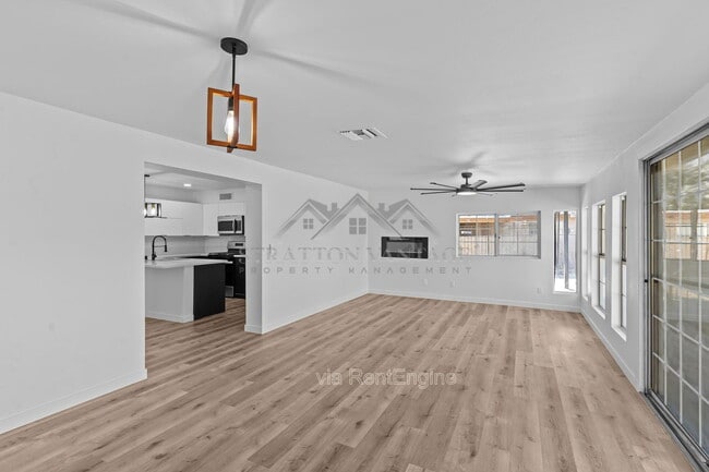 Building Photo - 7428 E Carol Cir