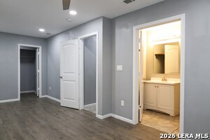 Building Photo - 75 Storeywood Dr