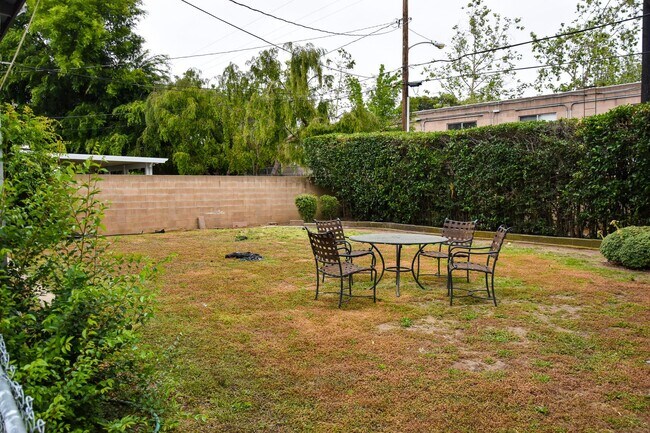 Building Photo - Steps to Chapman College