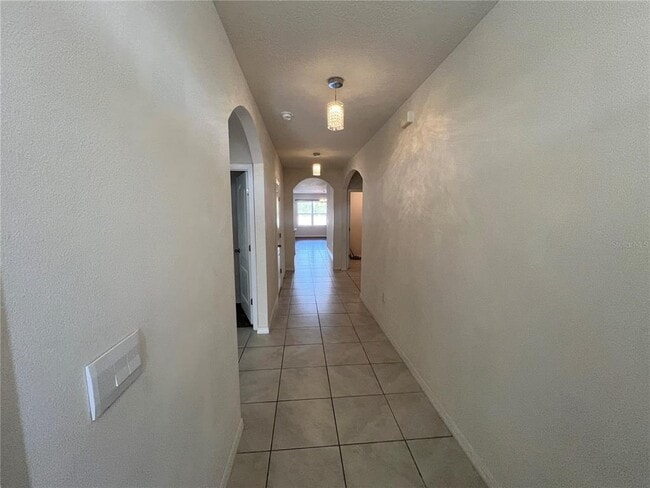 Building Photo - 1143 Cambridge Dr