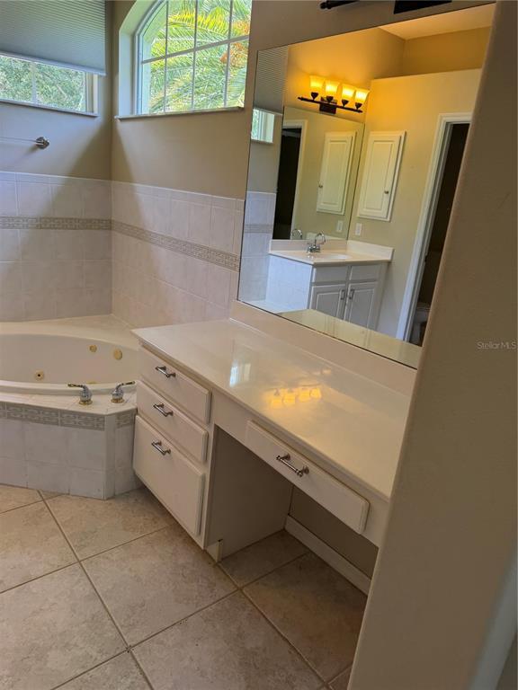 Building Photo - 6506 Waters Edge Way