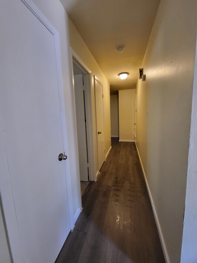 Building Photo - 2514 Post Oak Ave