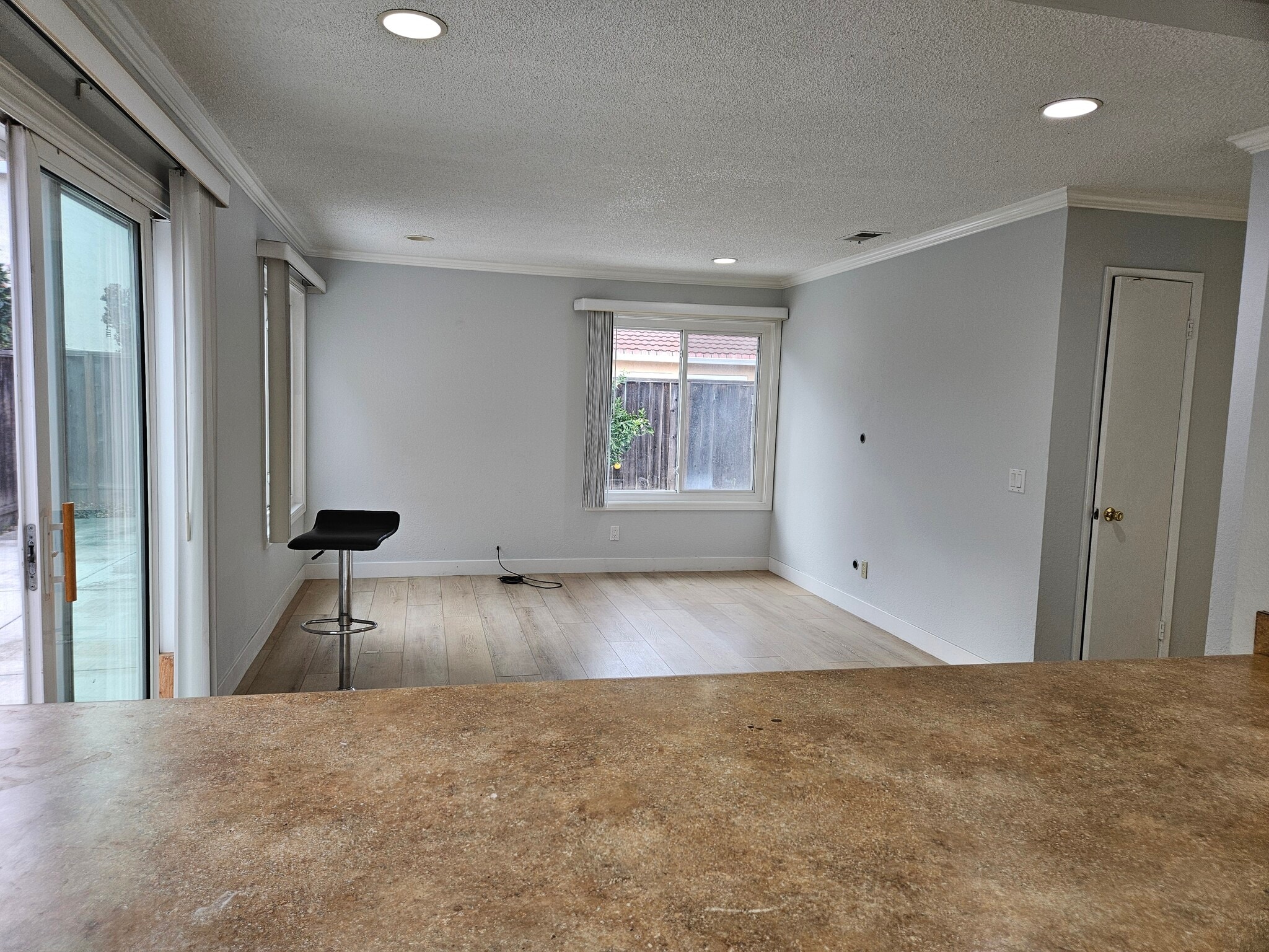 Building Photo - 6303 Rubicon Ave