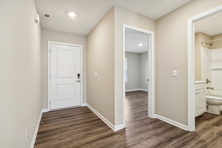 Building Photo - 604 Marsh Aster Dr