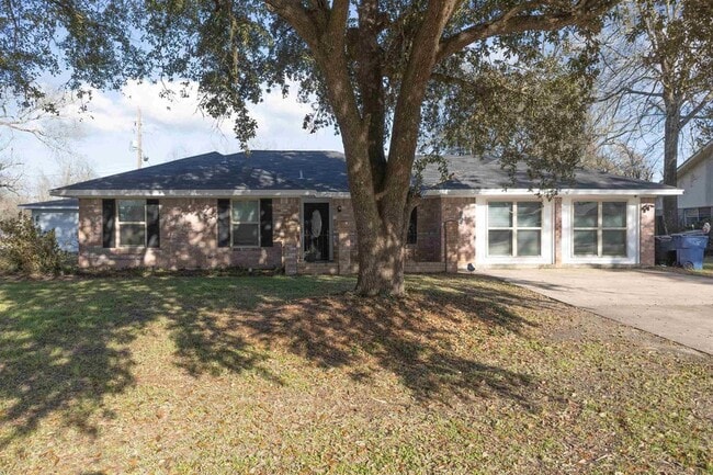 Primary Photo - 6720 Lancaster Dr