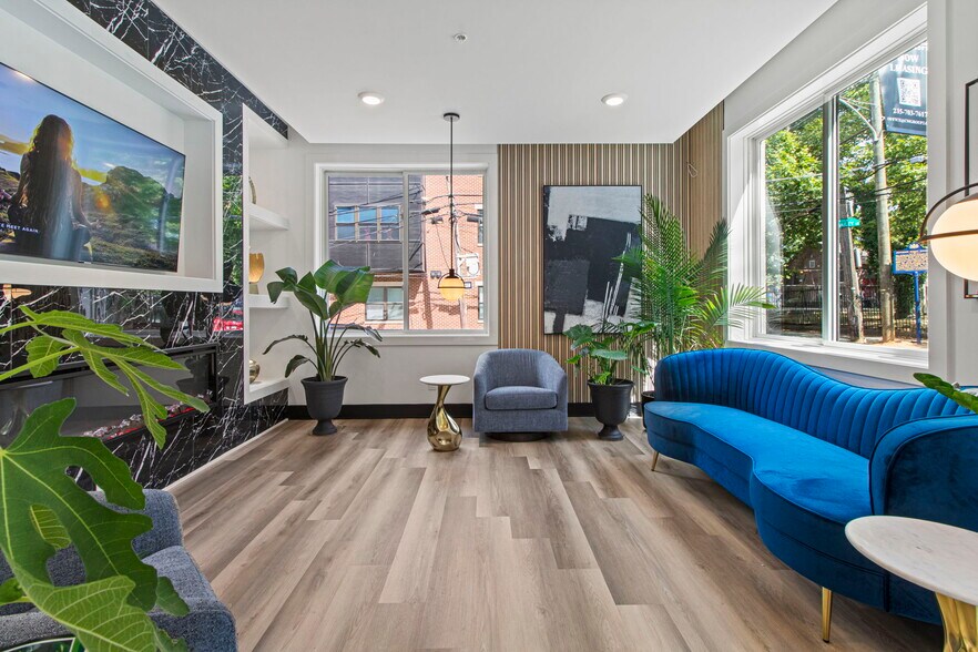 Building Photo - 2625 W Jefferson St