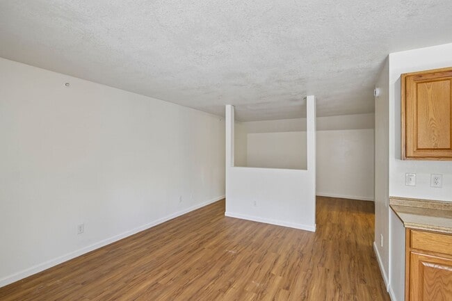 Interior Photo - Monte Vista Commons