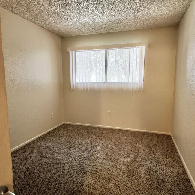 Building Photo - 3363 W Harmont Dr