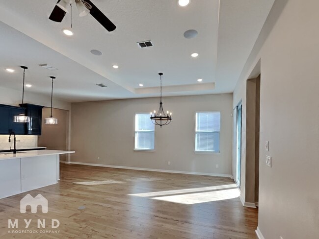 Building Photo - 660 Kimber Ln