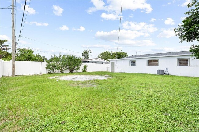 Building Photo - 6716 81st Ave