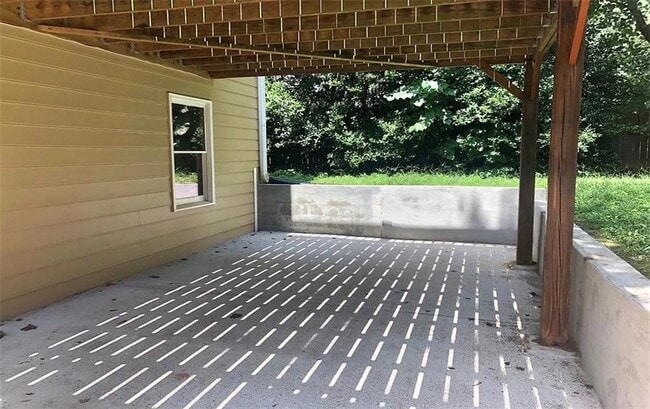 Building Photo - 3230 Moss Creek Dr