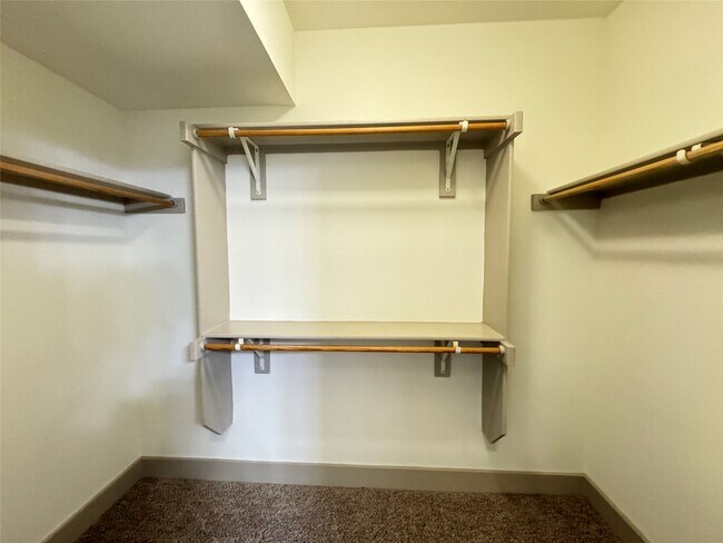 Building Photo - 145 Heights Blvd