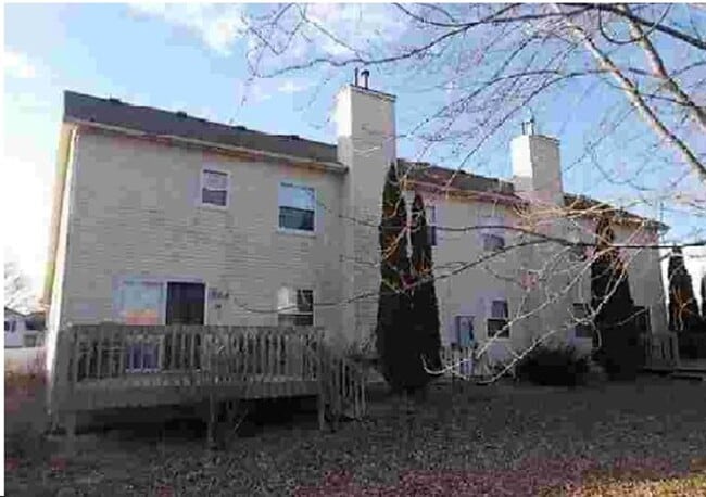 Building Photo - Punzel Apple