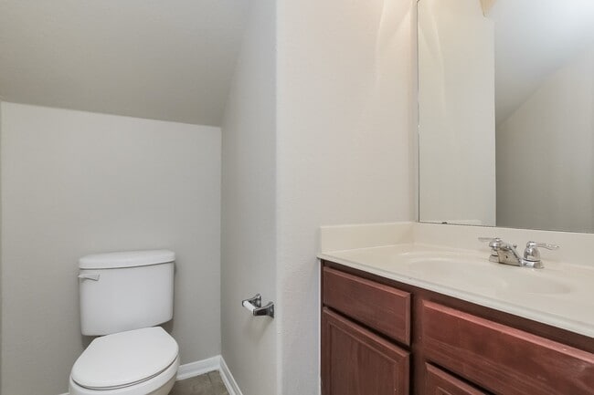 Building Photo - 17914 Seco Creek Ln