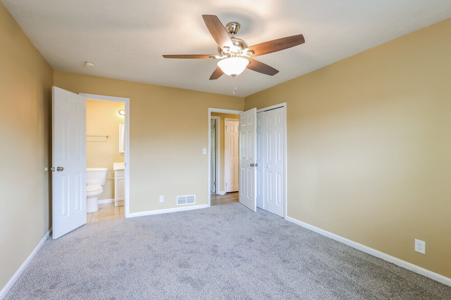 Building Photo - 8612 Sardis Way