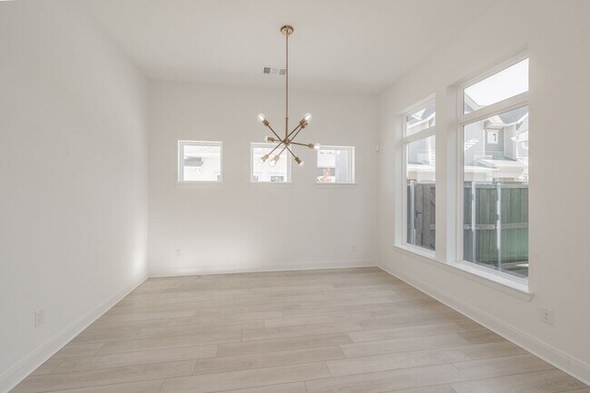 Building Photo - Stunning modern farmhouse in Walsh Ranch!