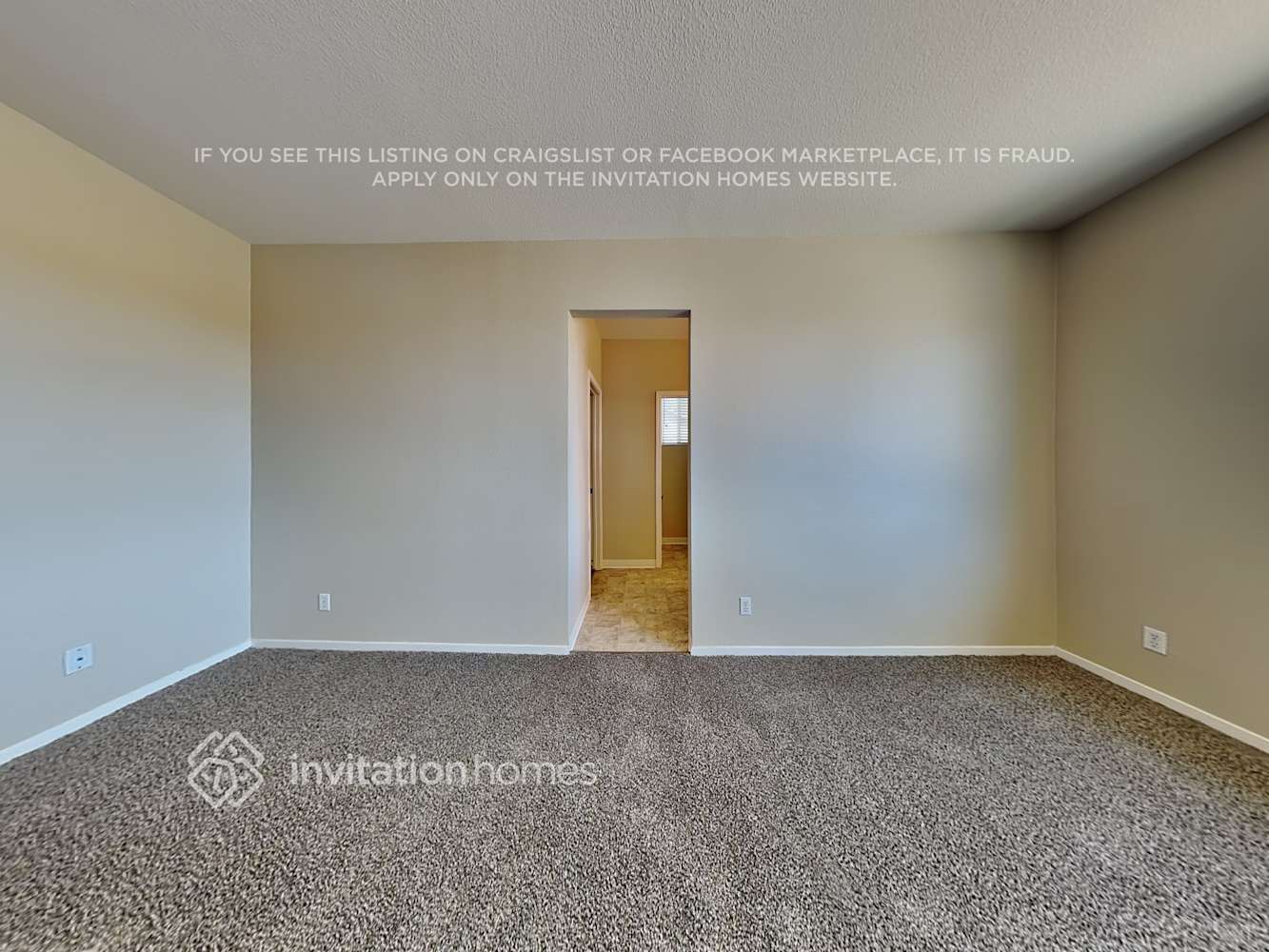 Building Photo - 573 Silver Saddle Dr