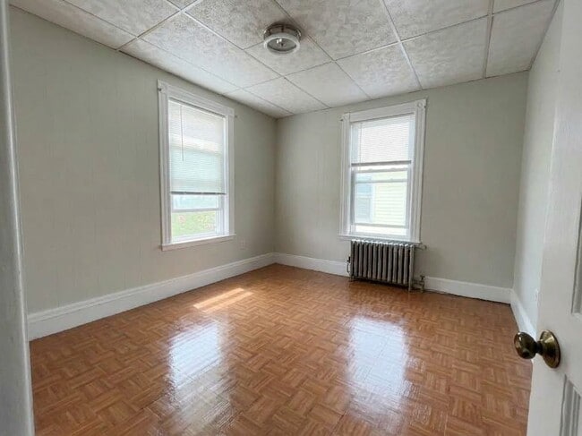 Building Photo - 16 W Squantum St