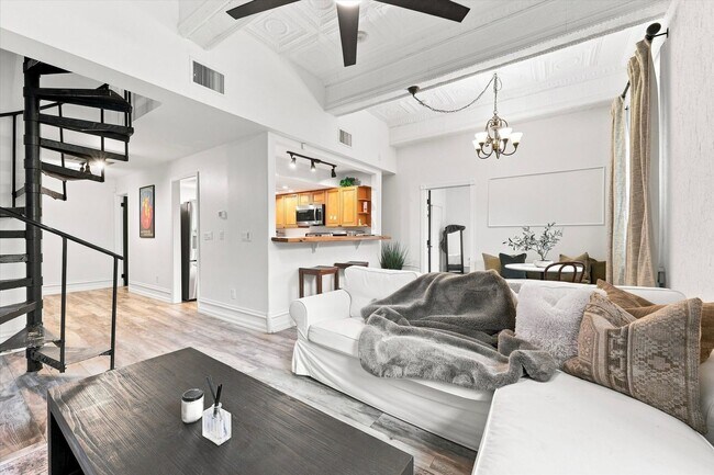Building Photo - Lovely 2 Bed 1.5 Bath In Wilmington