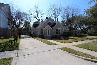 Building Photo - 3127 Rice Boulevard