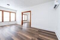 Building Photo - 423 N Emporia Ave