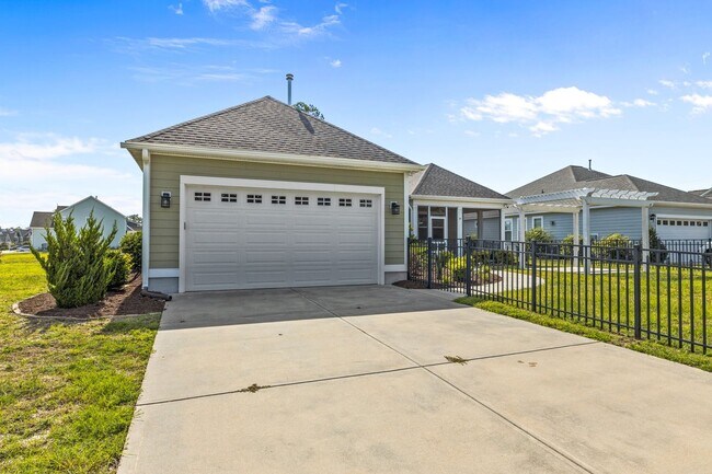 Building Photo - 202 Seagrass Wy