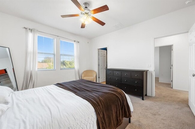 Building Photo - 1902 Tasmanian Tiger Trace