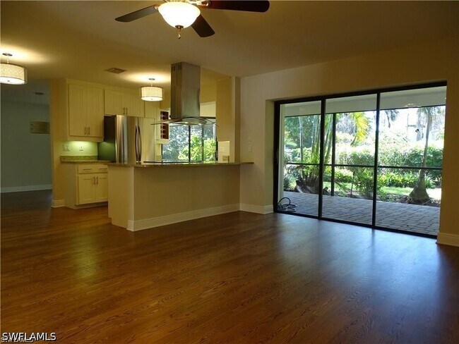 Building Photo - 3043 Round Table Ct