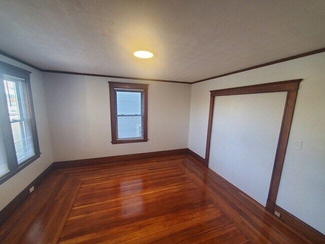 Building Photo - 107 Thomas Burgin Pkwy