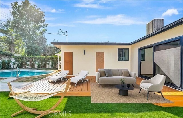 Building Photo - 19434 Calvert St