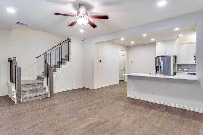 Building Photo - 4140 Cascade Sky Dr