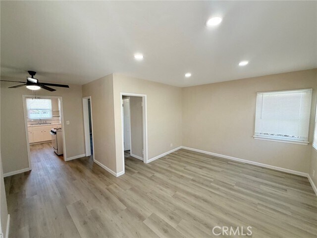 Building Photo - 901 N San Gabriel Ave
