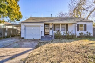 Building Photo - Stylish Home with Covered Deck & Easy I-44...