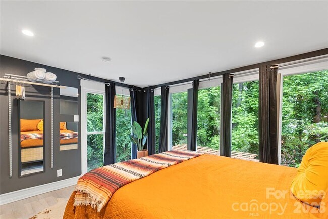 Building Photo - 25033 Molokai Dr