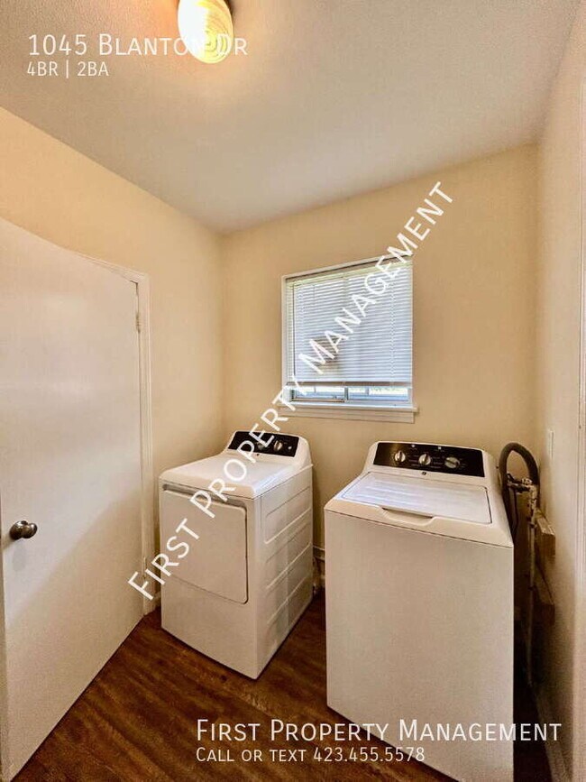 Building Photo - 1045 Blanton Dr