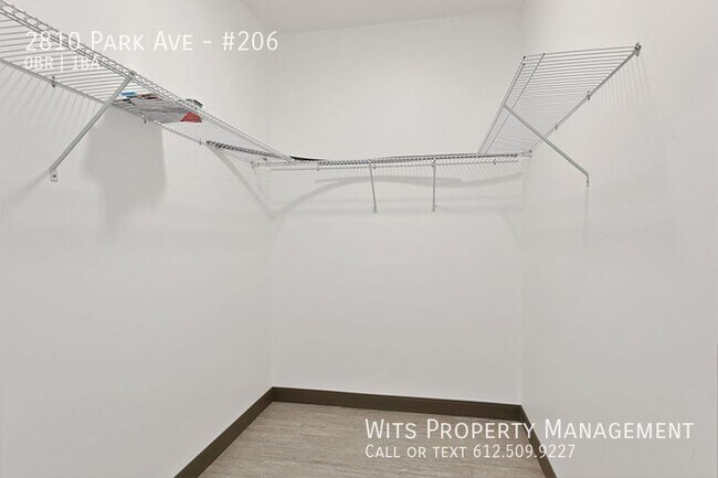 Building Photo - 2810 Park Ave