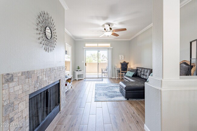 Building Photo - 5335 E Shea Blvd