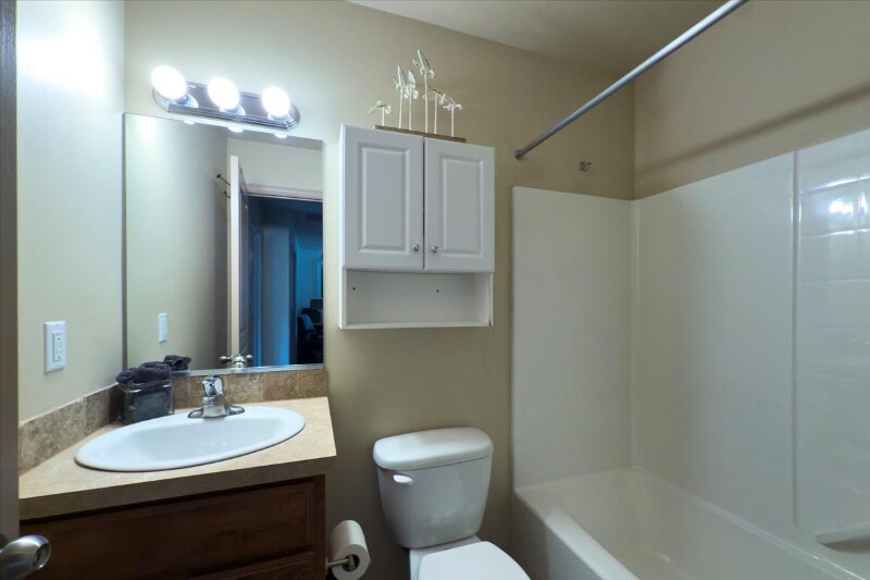 Building Photo - 9306 North Mountain Lane
