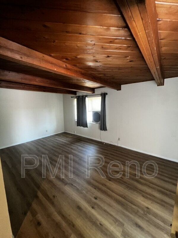 Building Photo - 345 Raffetto Dr