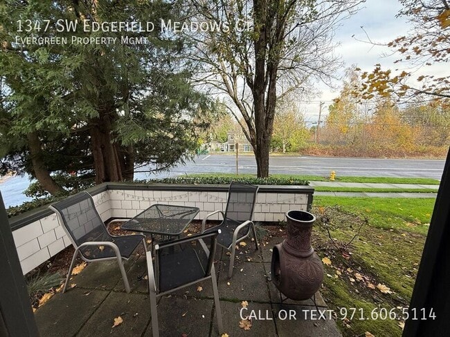 Building Photo - 1347 SW Edgefield Meadows Terrace