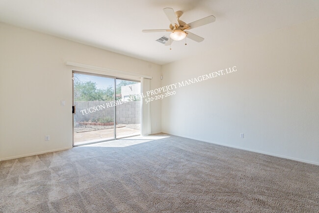 Building Photo - 7693 E Placita Luna Preciosa