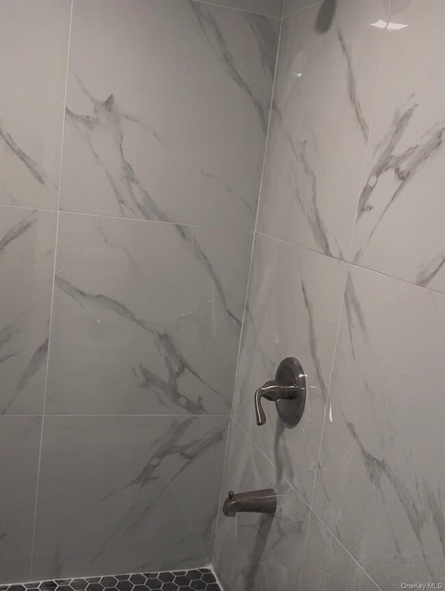 Building Photo - 92 Lawrence St