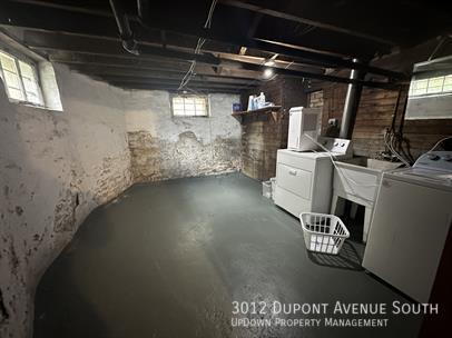 Building Photo - 3012 Dupont Ave S