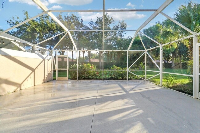 Building Photo - 468 Capistrano Dr