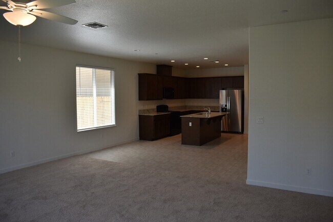 Building Photo - 4721 Irma Dr
