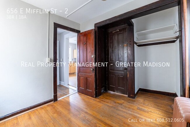 Building Photo - 656 E Mifflin St