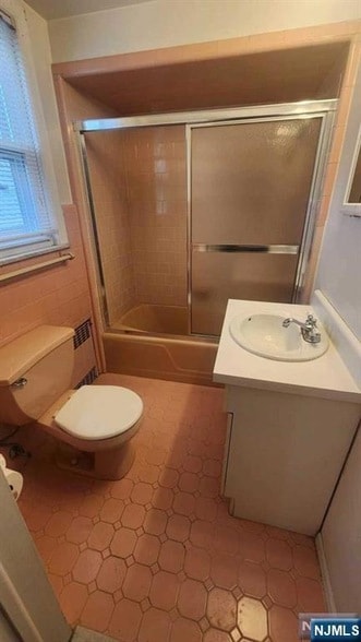 Building Photo - 366 Kingsland Ave