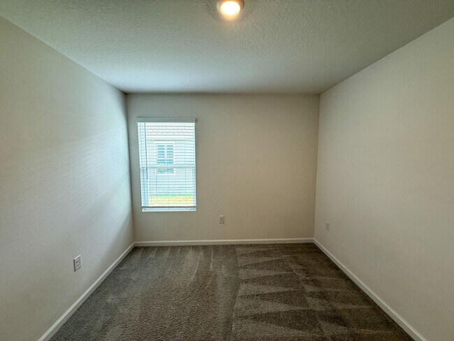 Building Photo - 4615 Carlstrom Ln