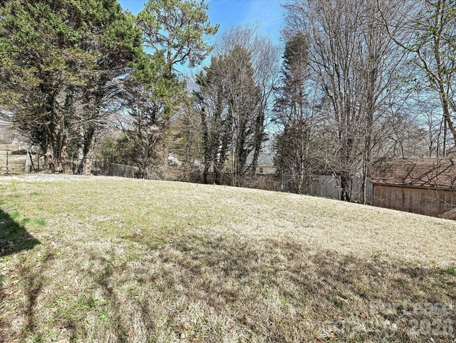 Building Photo - 6455 Tivoli Ct