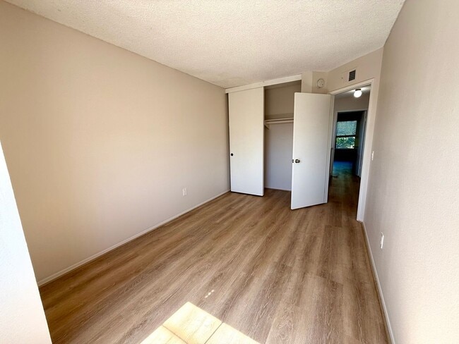 Building Photo - Wonderful 4 Bedroom 2-story Townhome in "F...